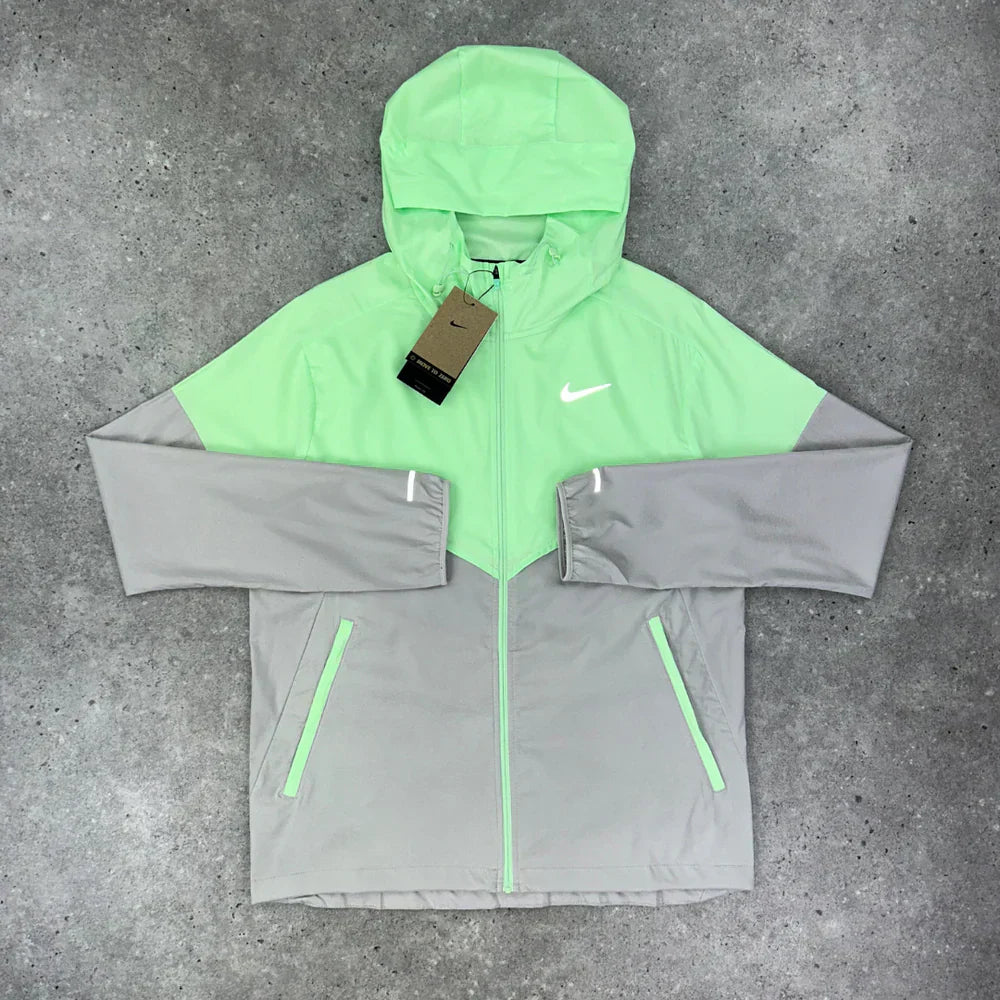 windrunner jacket - vapour green