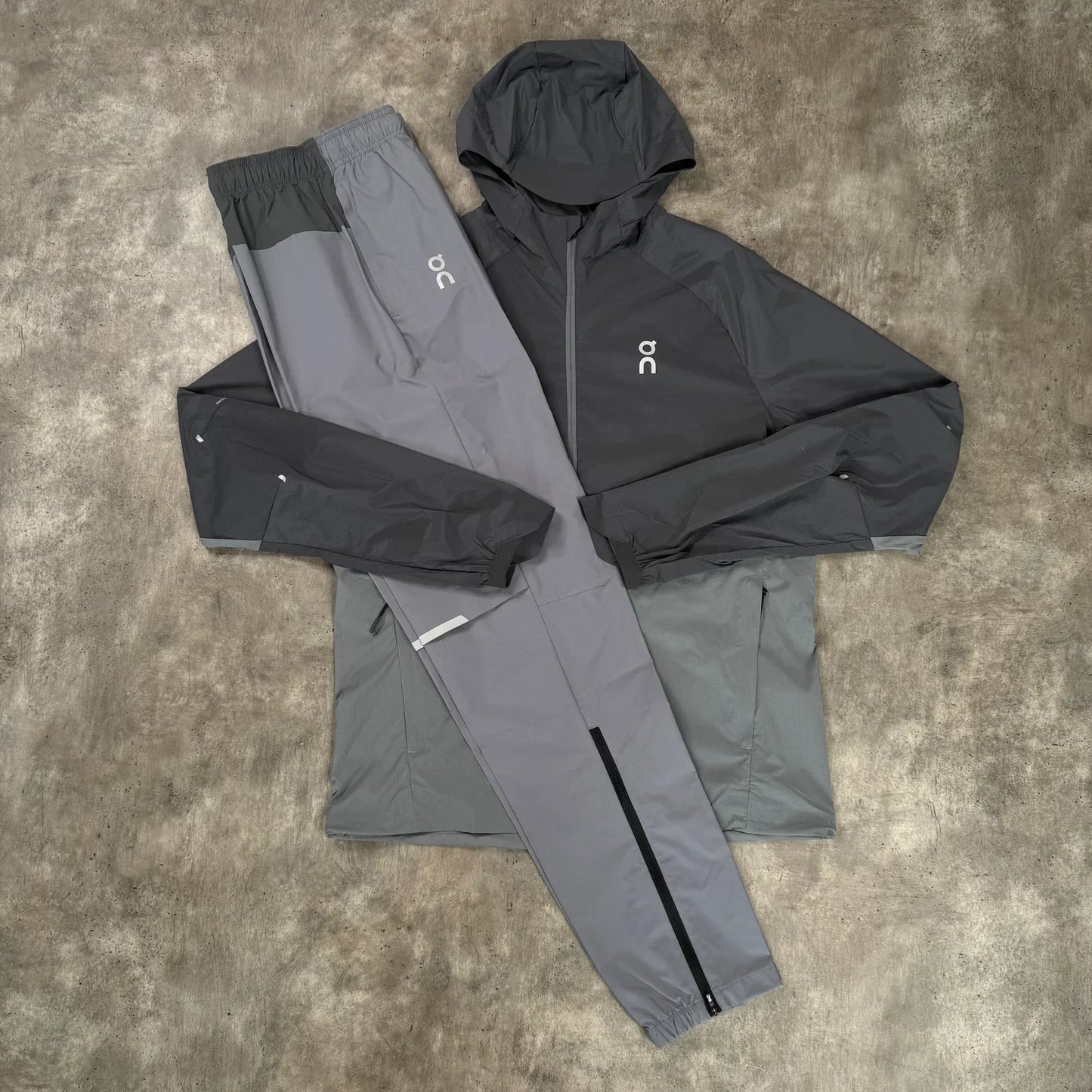 o n core tracksuit - grey